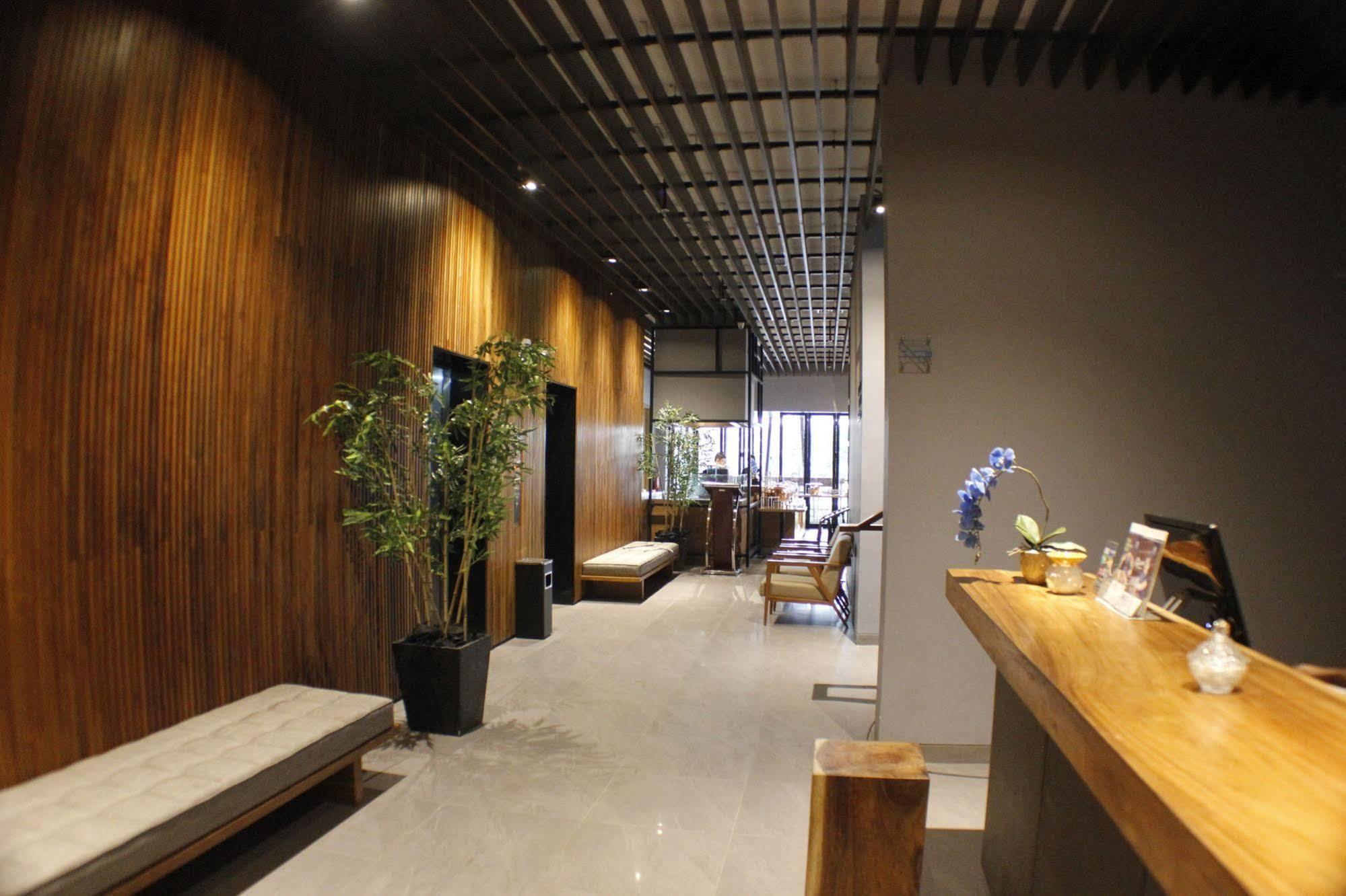 Batiqa Hotel Lampung Bandar Lampung Exteriör bild